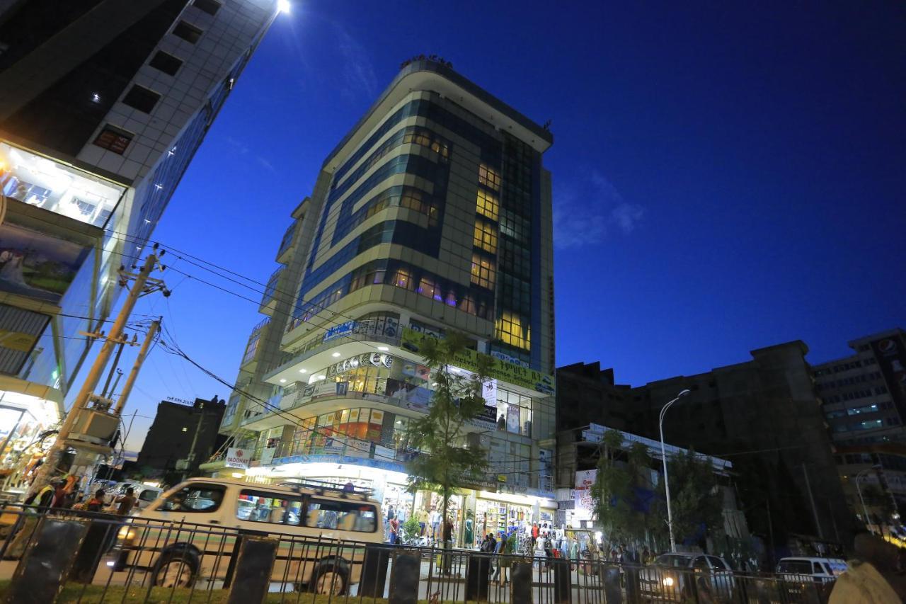 Yadonay Hotel Addis Abeba Zewnętrze zdjęcie